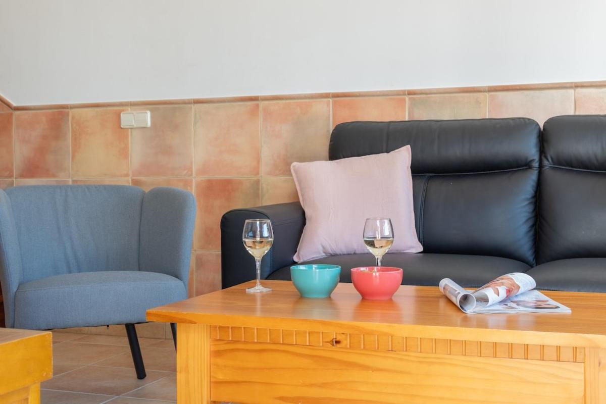 Casa Del Mar Ilic With Communal Pool And Sea Views Apartment *