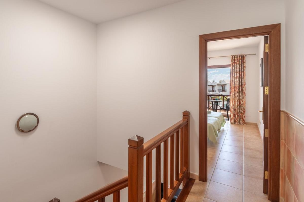 Casa Del Mar Ilic With Communal Pool And Sea Views Playa Blanca (Lanzarote)