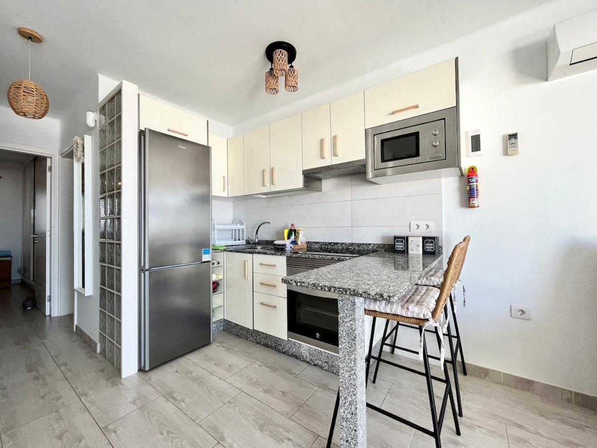Apartamento 1 Bedroom With Fantastic Sea Views