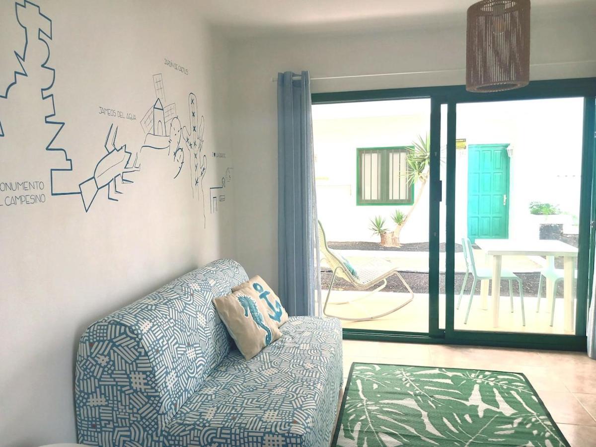 House Near The Sea With Pool Apartment