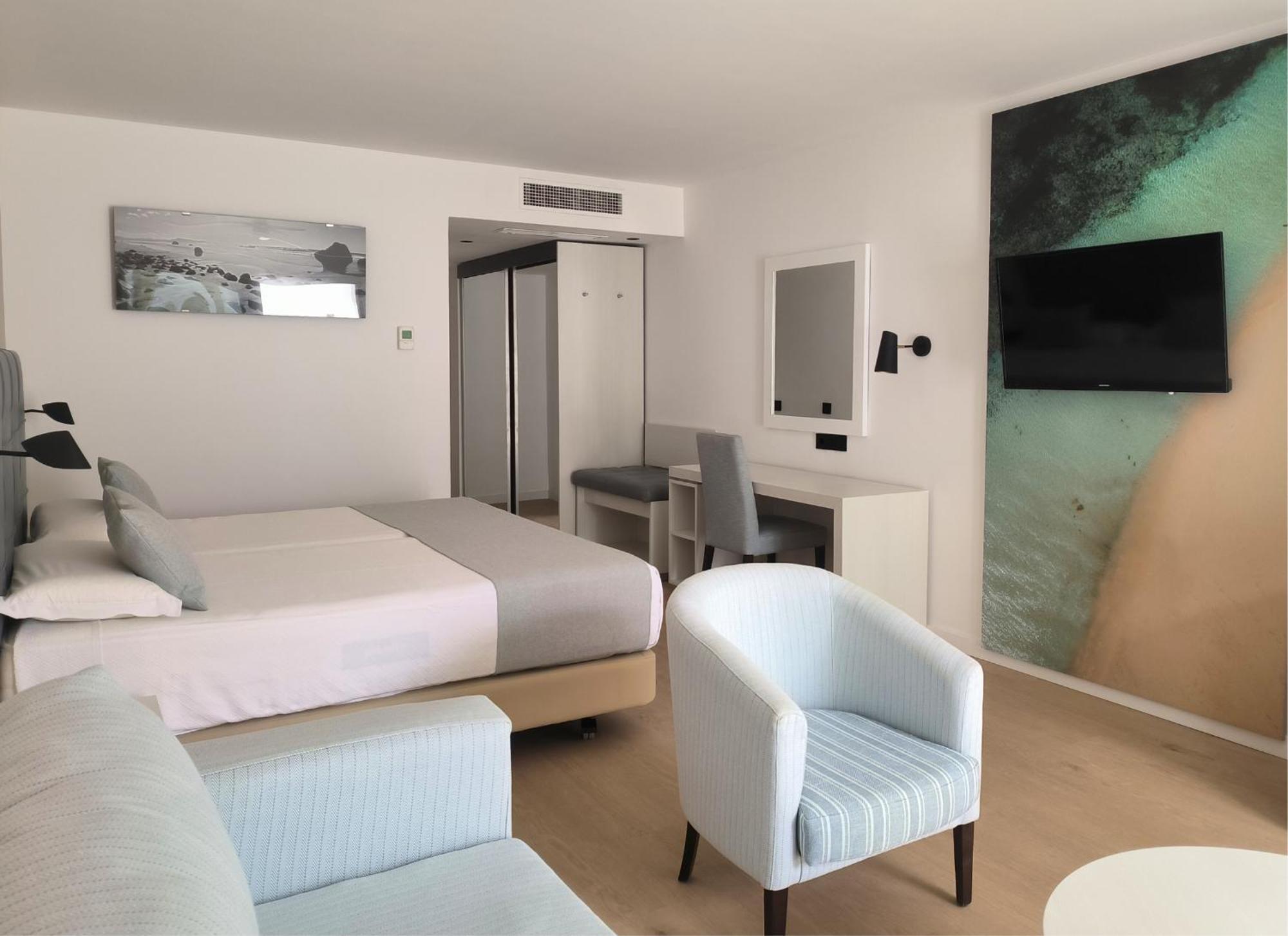 Hotel Costas 4*