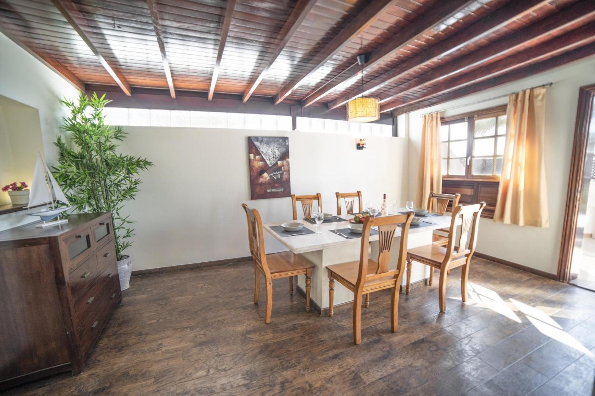 Sensational 3 Bedrooms Myoga Spacious Sun Terrace Outdoor Pool And Bbq Montana Roja *