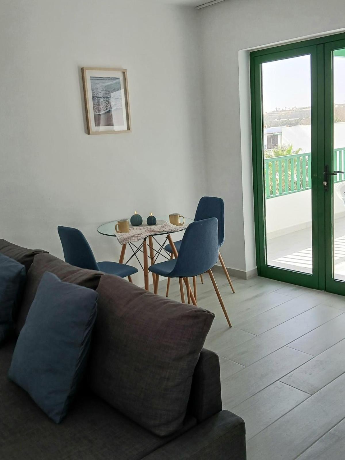 Enjoy Glorious Seaviews From Vista Mar Apartment