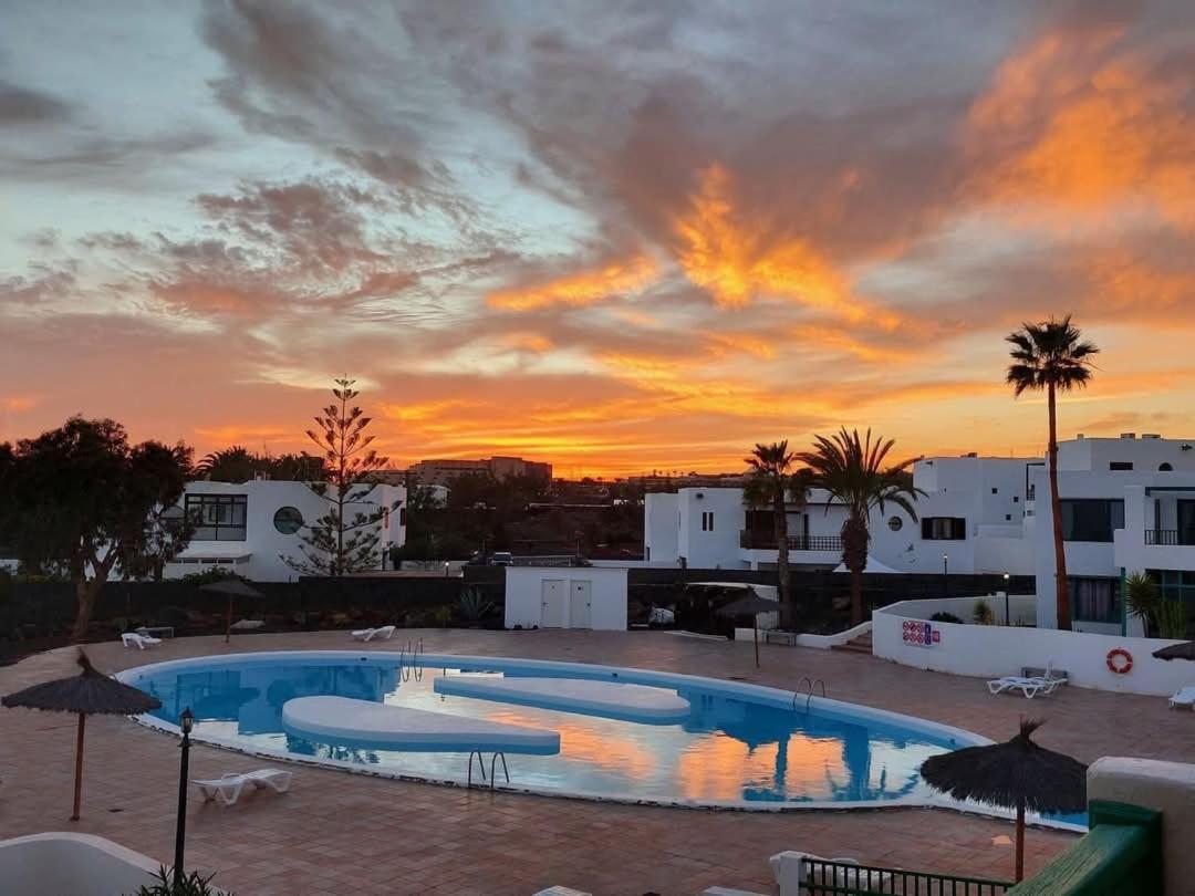 Apartment Enjoy Glorious Seaviews From Vista Mar