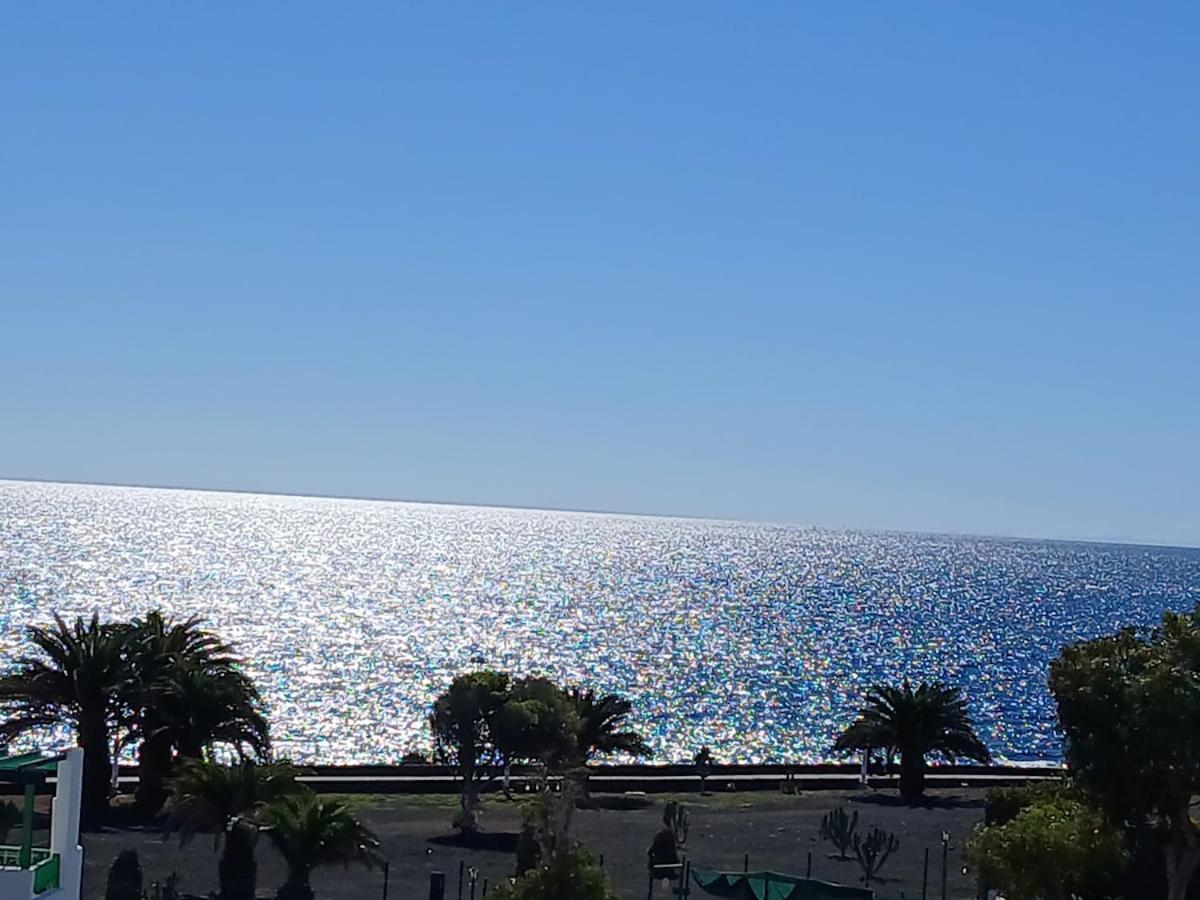 Enjoy Glorious Seaviews From Vista Mar Apartment Costa Teguise