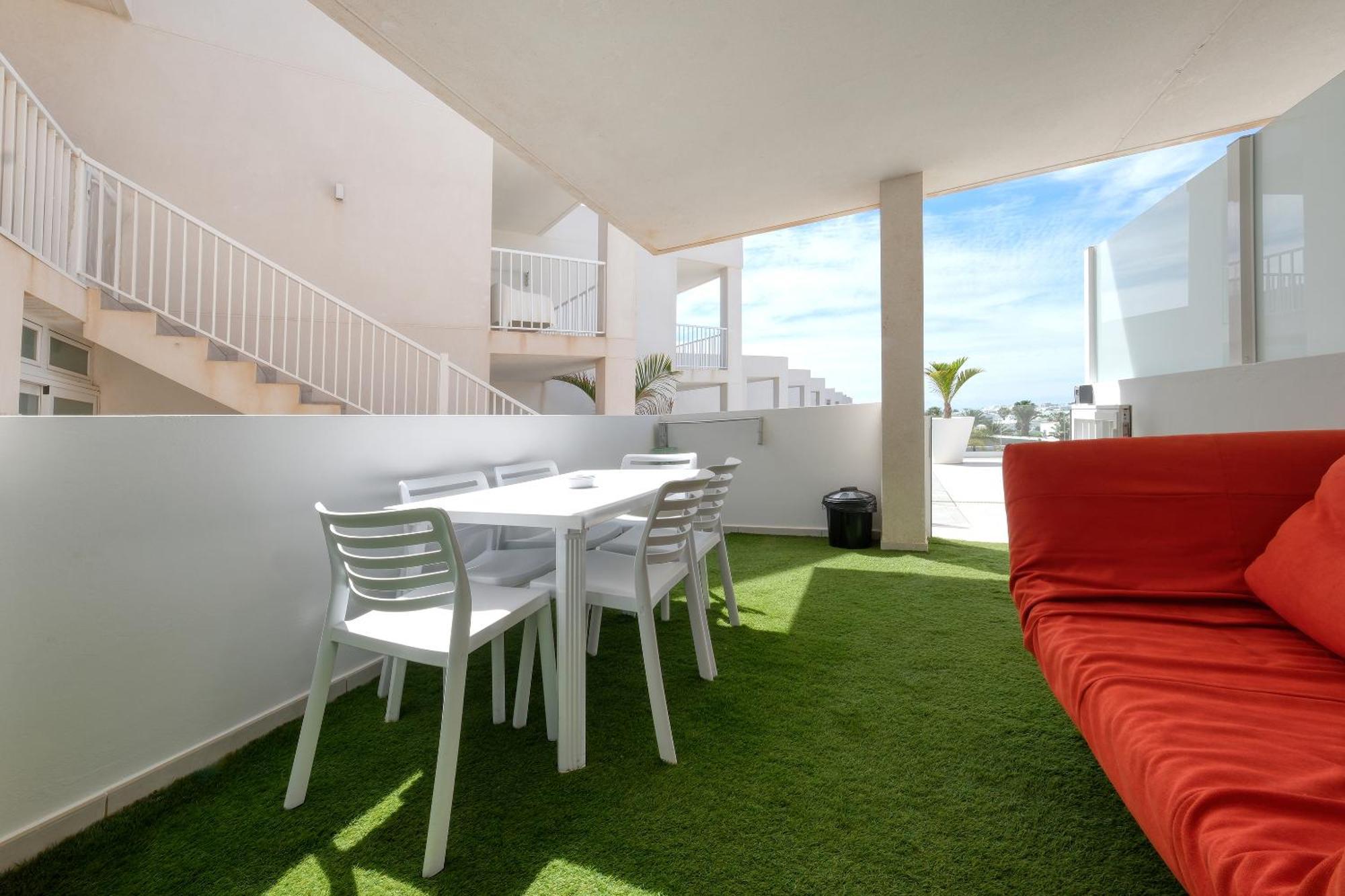 Monarca House, Senator * Costa Teguise