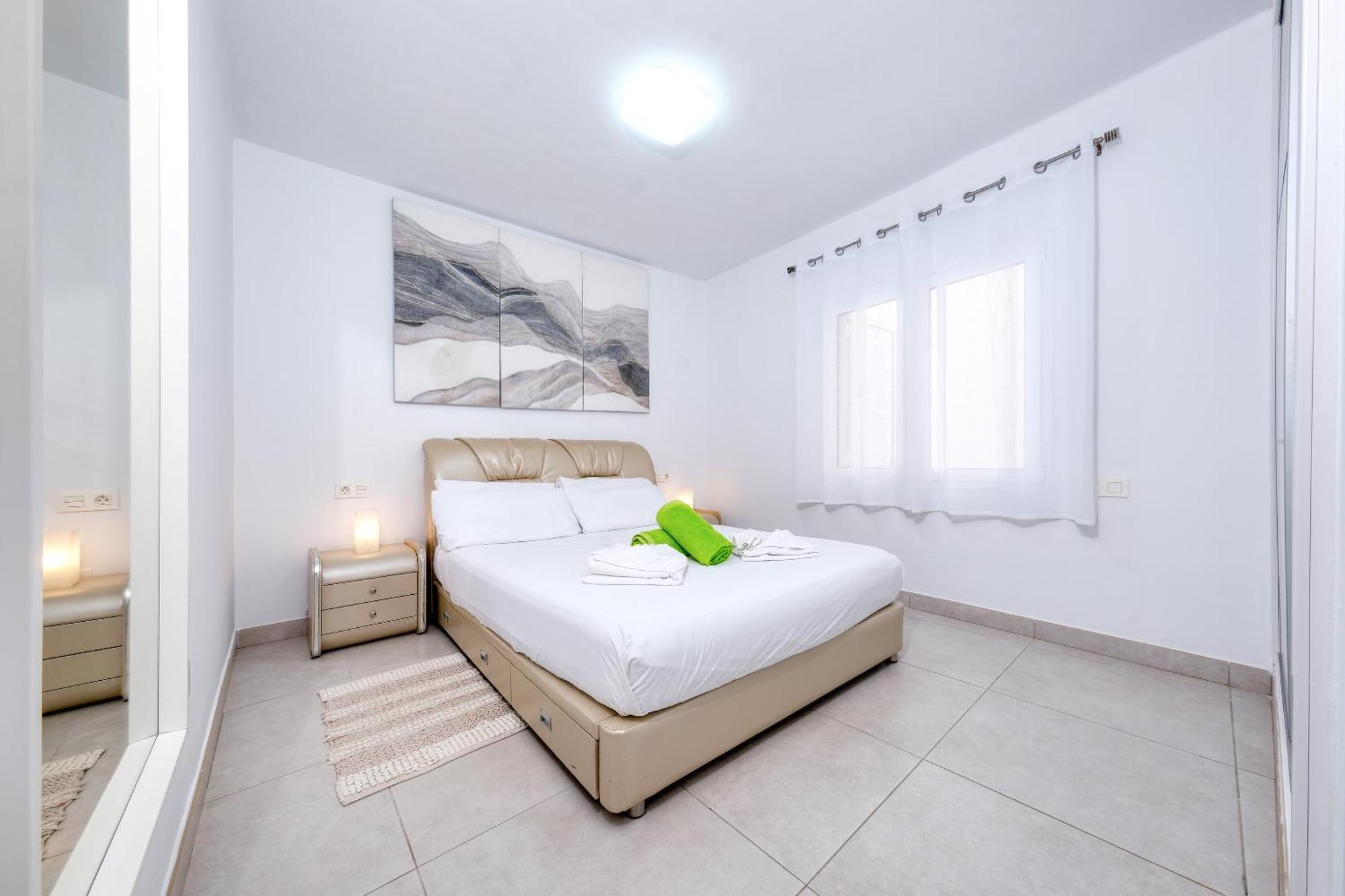 Apartment Monarca House, Senator