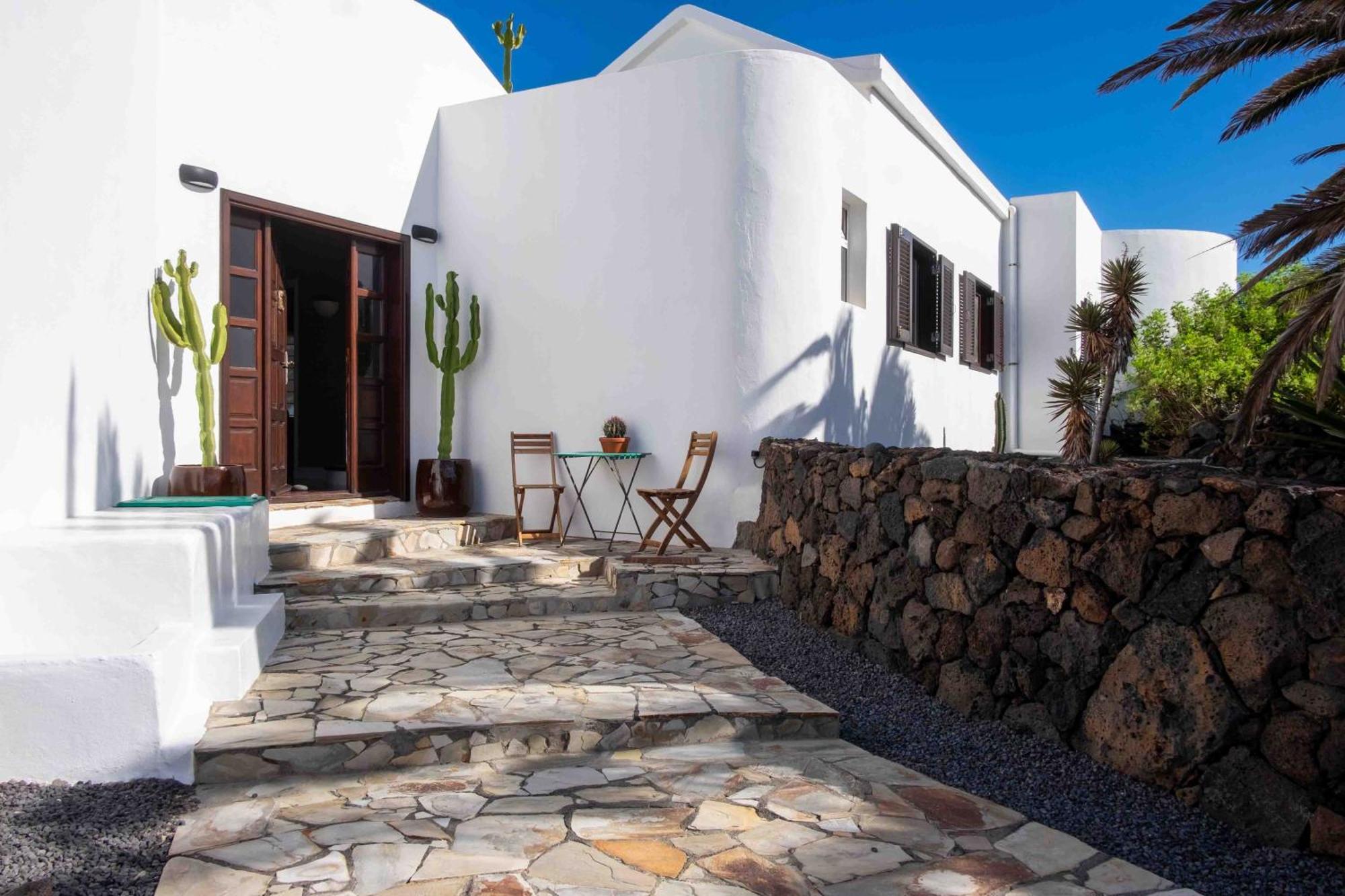By The Sea Villa Mala