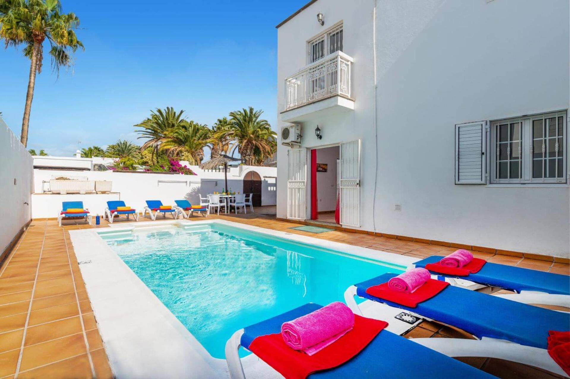 Villa Castillo By Puerto del Carmen (Lanzarote)