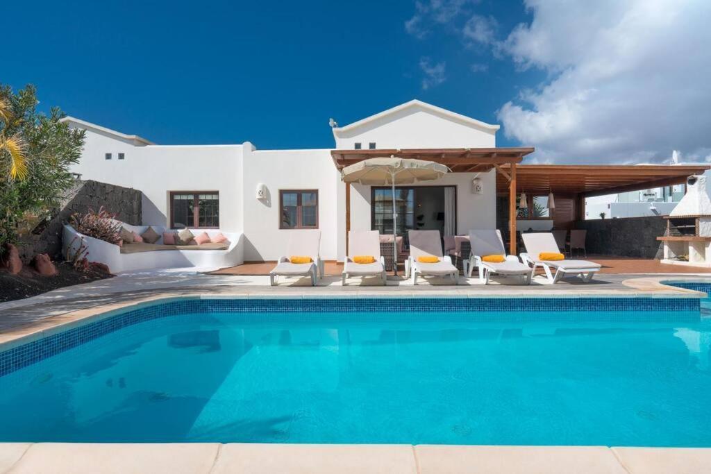 Villa Nueva *