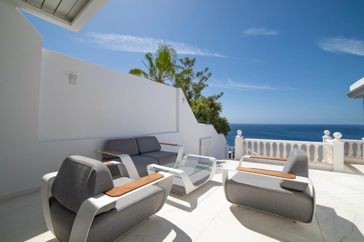 Casa Leon, Exceptional 6 Bed Villa Puerto del Carmen (Lanzarote)