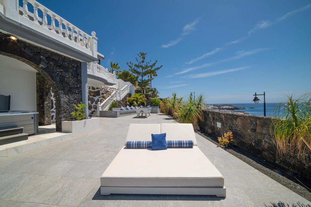 Casa Leon, Exceptional 6 Bed * Puerto del Carmen (Lanzarote)