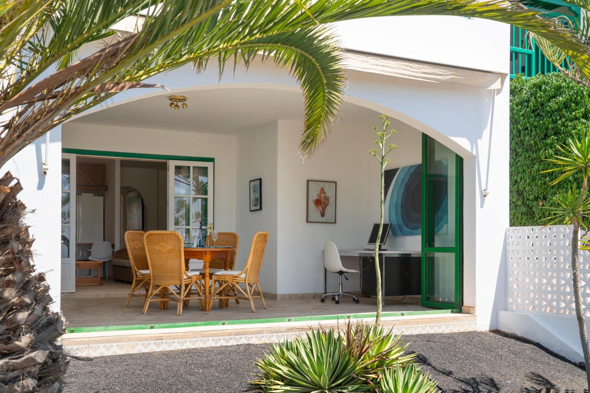Golf Y Mar A Costa Teguise
