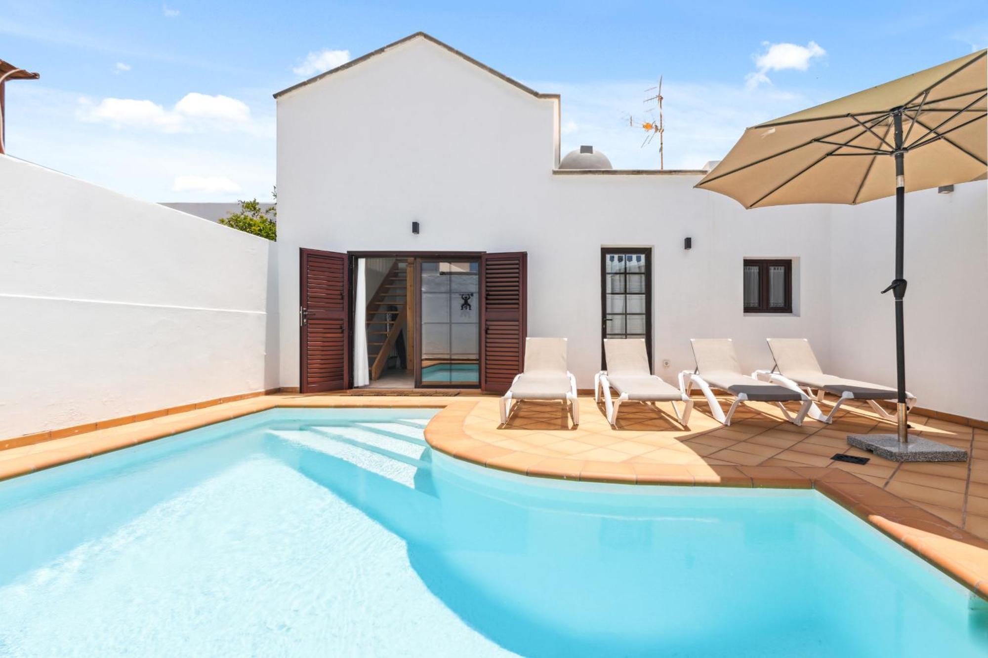 Rosa - Vipvipvillas Villa Arrecife (Lanzarote)