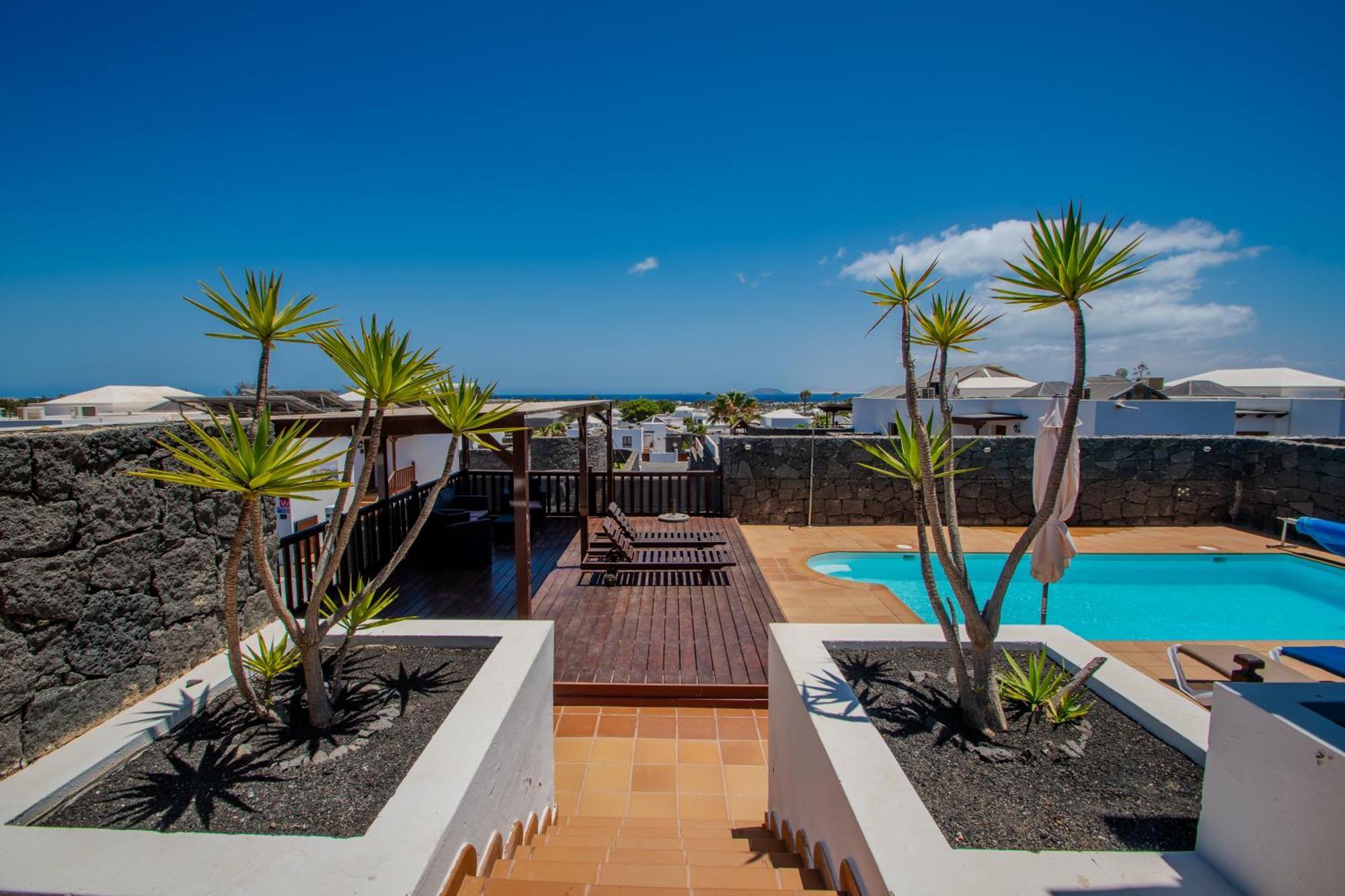 Casa Laura Vista Lobos - Spacious With Heatable Pool And Sea Views Villa