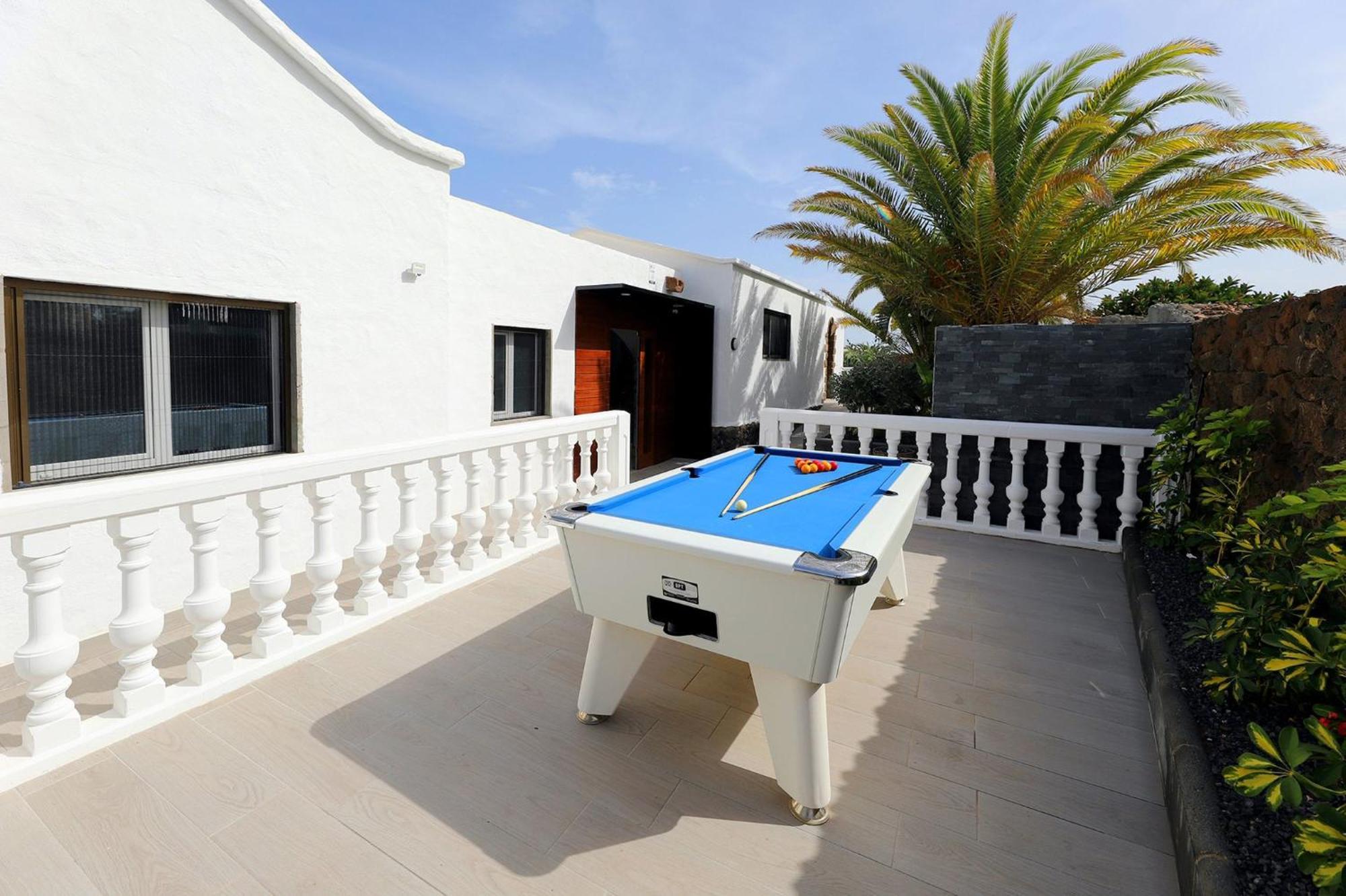 Graceful 5 Bedrooms Vega Del Carmen Distant Sea Views * Puerto del Carmen (Lanzarote)