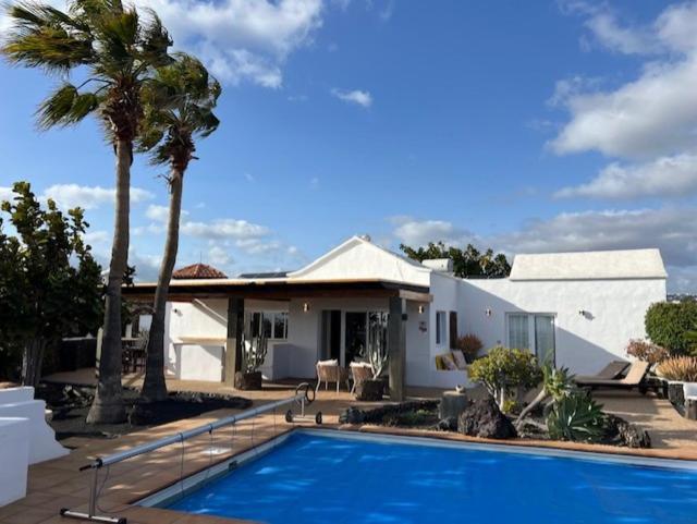 Casa Kura Pcarmen *