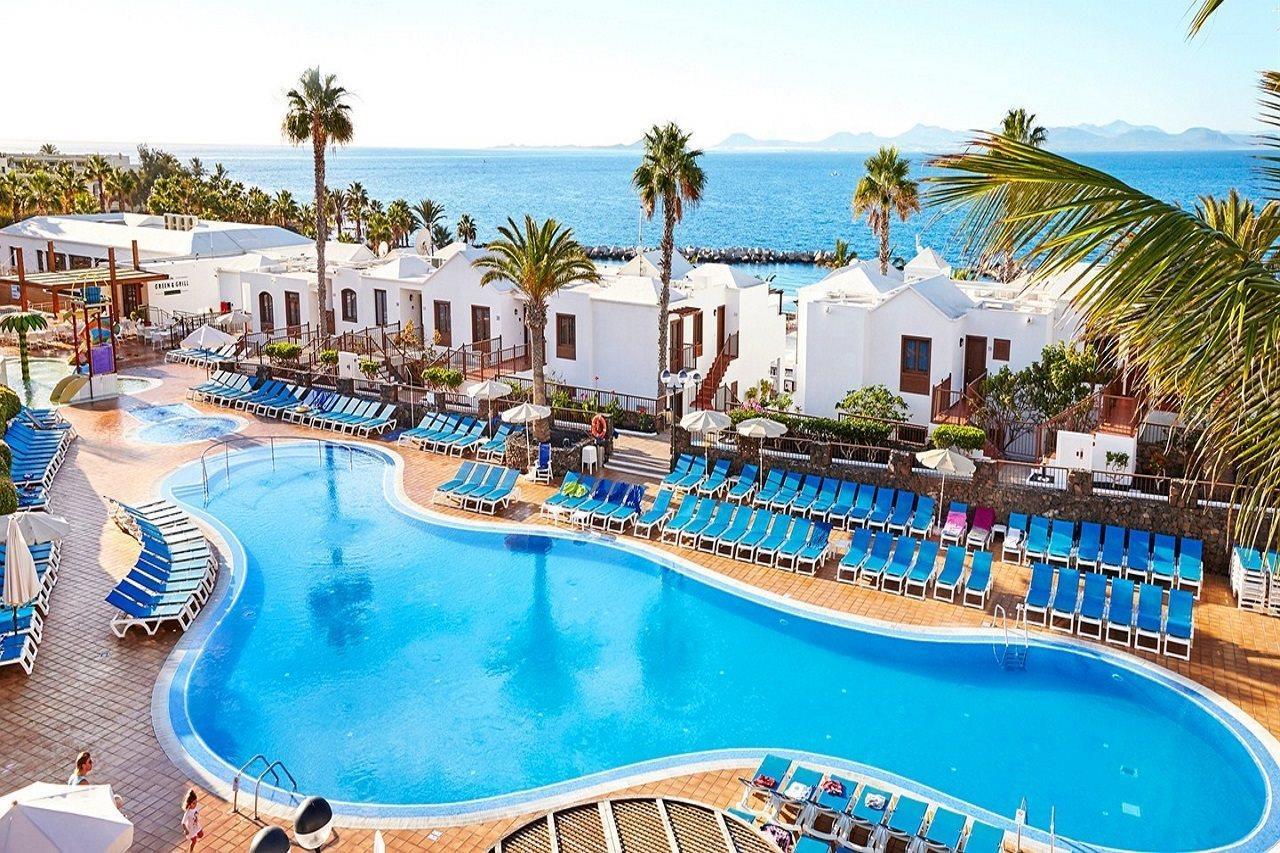 Flamingo Resort