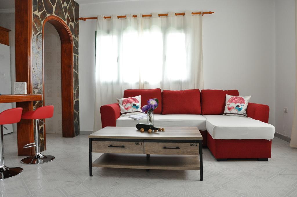 La Casita De Mari Carmen Country house Mala