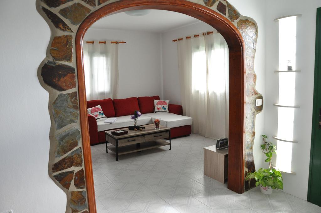 La Casita De Mari Carmen Country house
