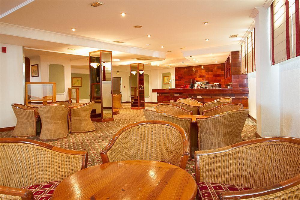 Lancelot Hotel