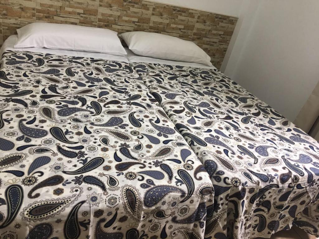 Residencia Cardona Hostal