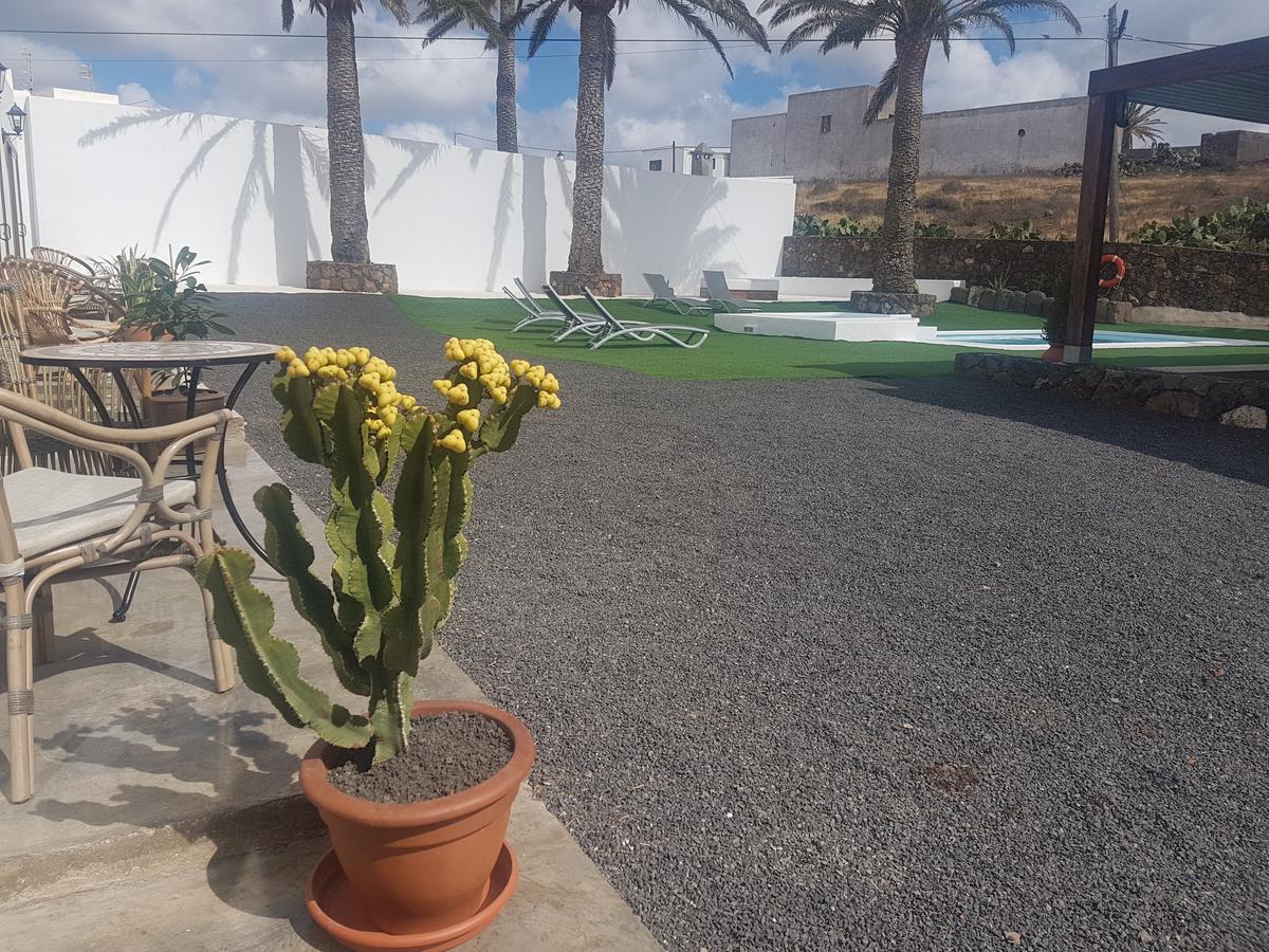 Hotelito Rural Flor De Timanfaya Casa rural Tinajo