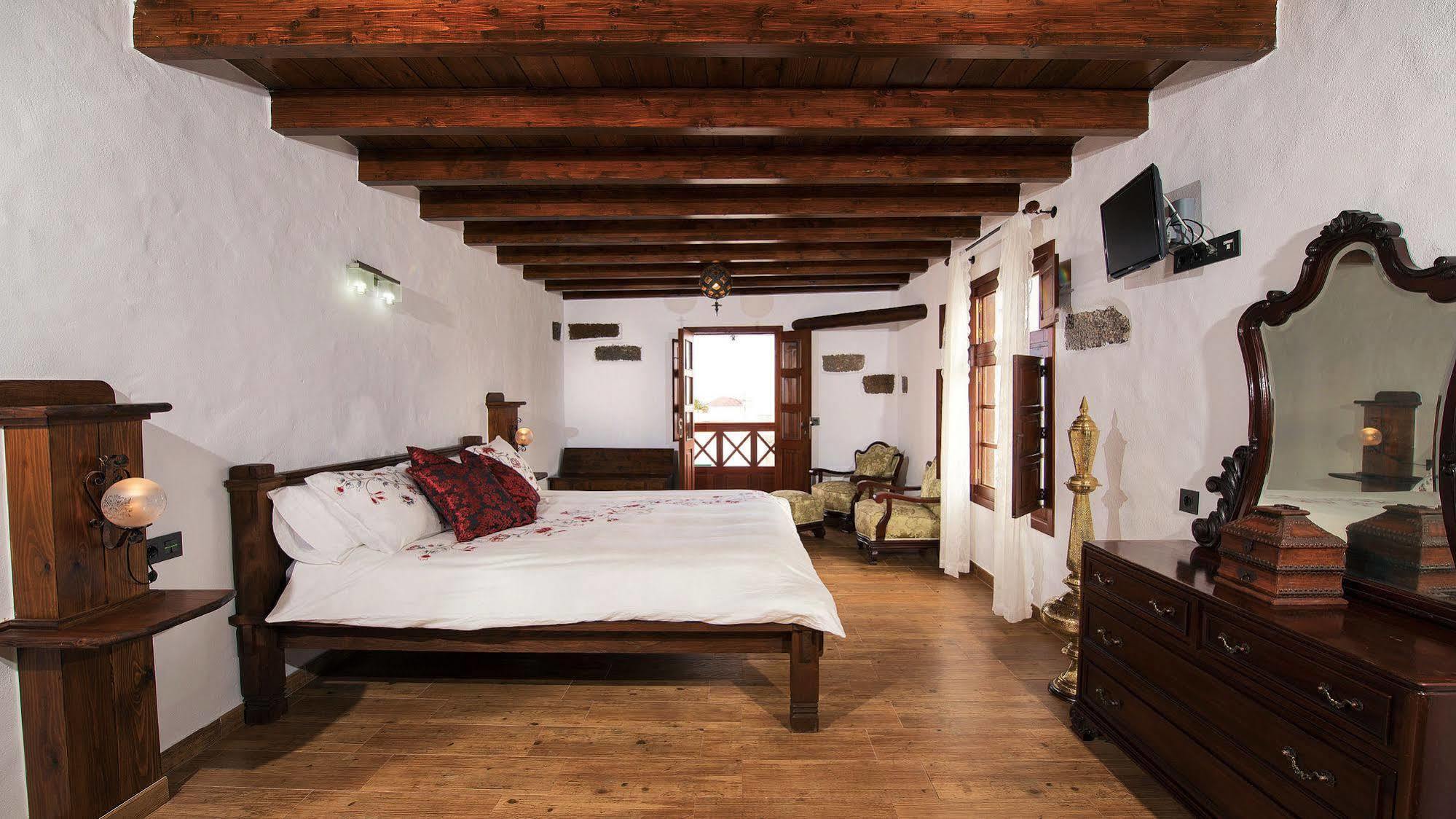 Casa Emblematica Garaday Lanzarote Country house Tinajo