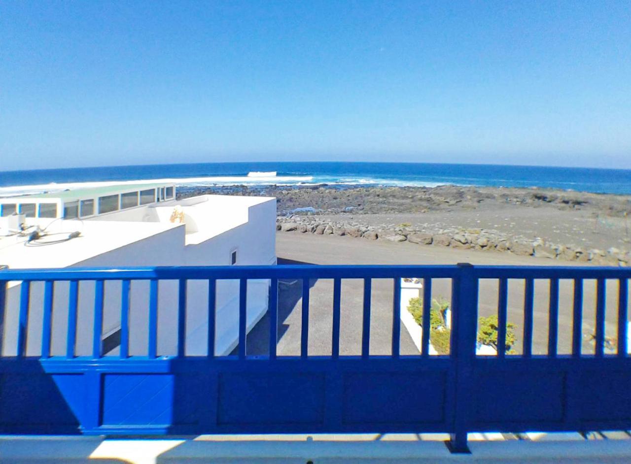 Front House For Relax Сasa de vacaciones