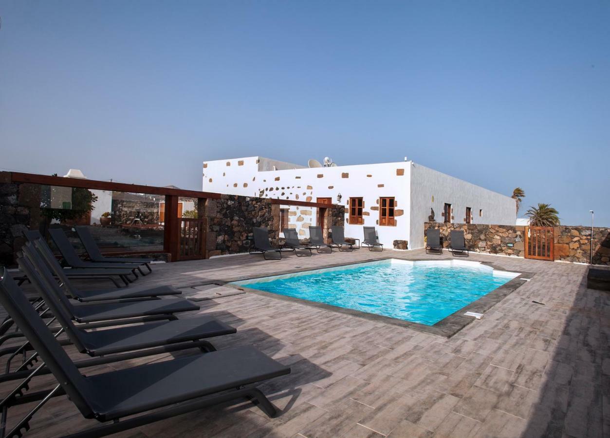 Villa Caserio Leandro *