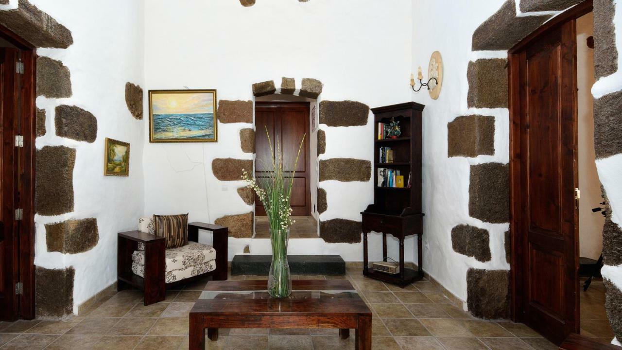 Country house Lucia - La Lava *