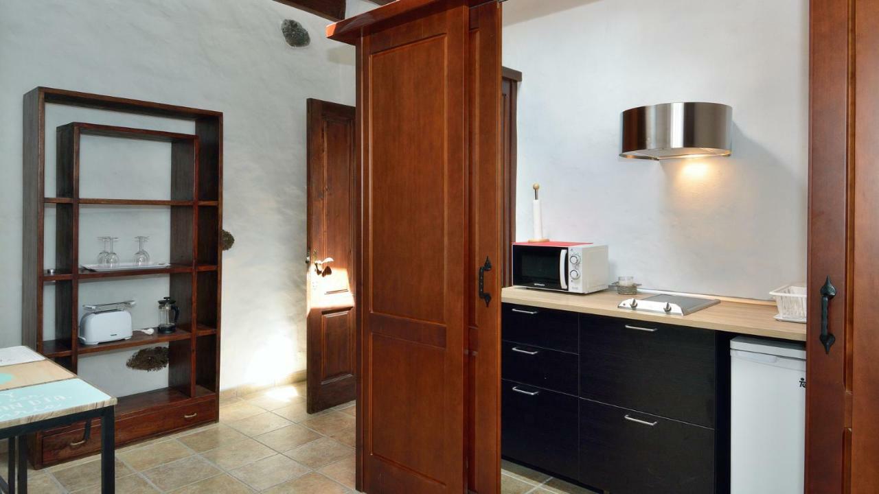 Lucia - La Lava Country house