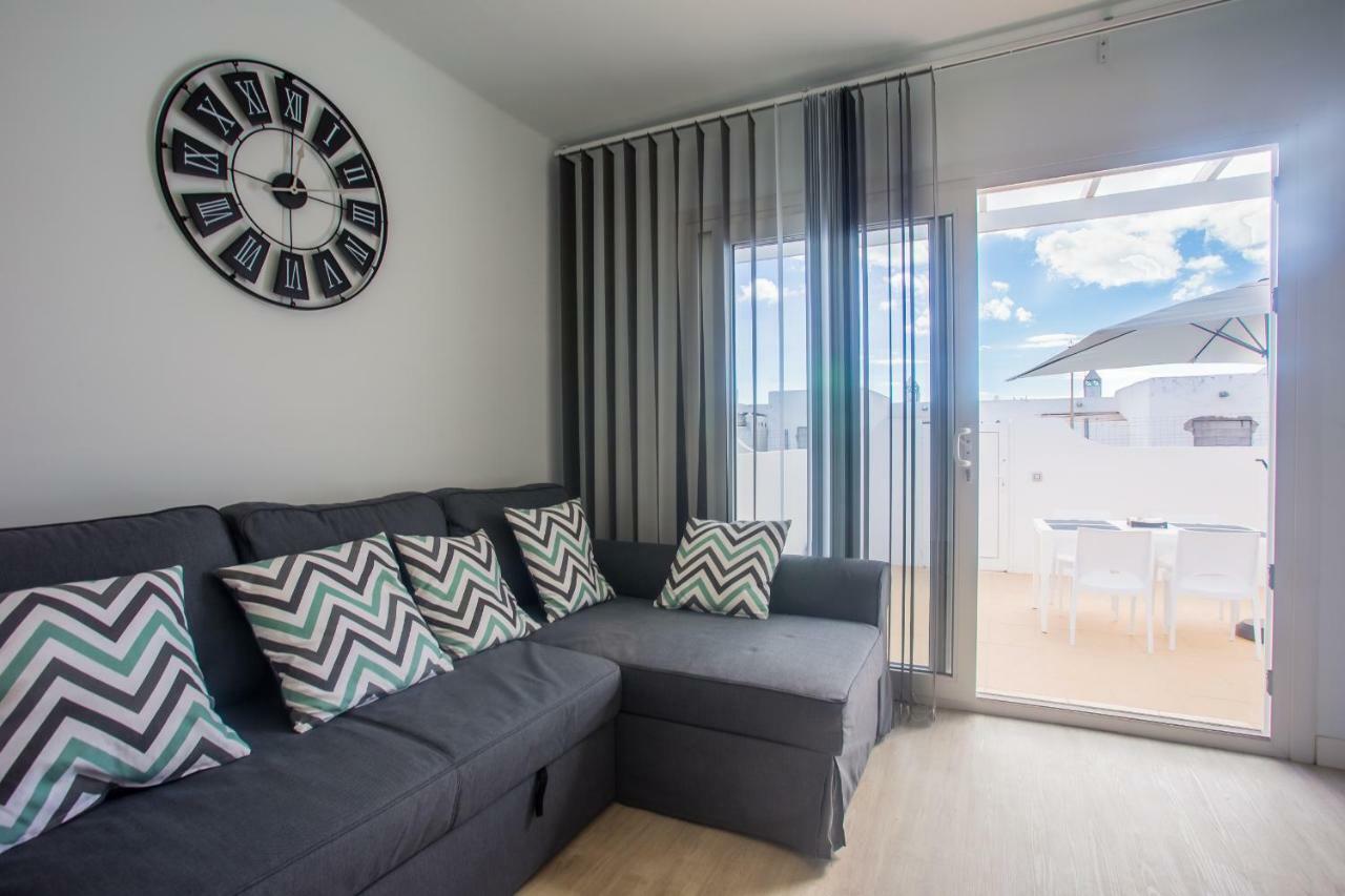 Flower Beach 8 Apartment *