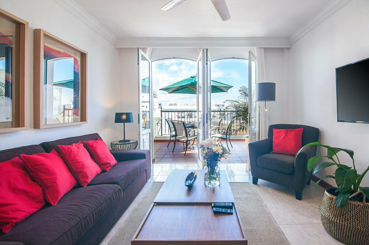 & Terrace 4c Apartment