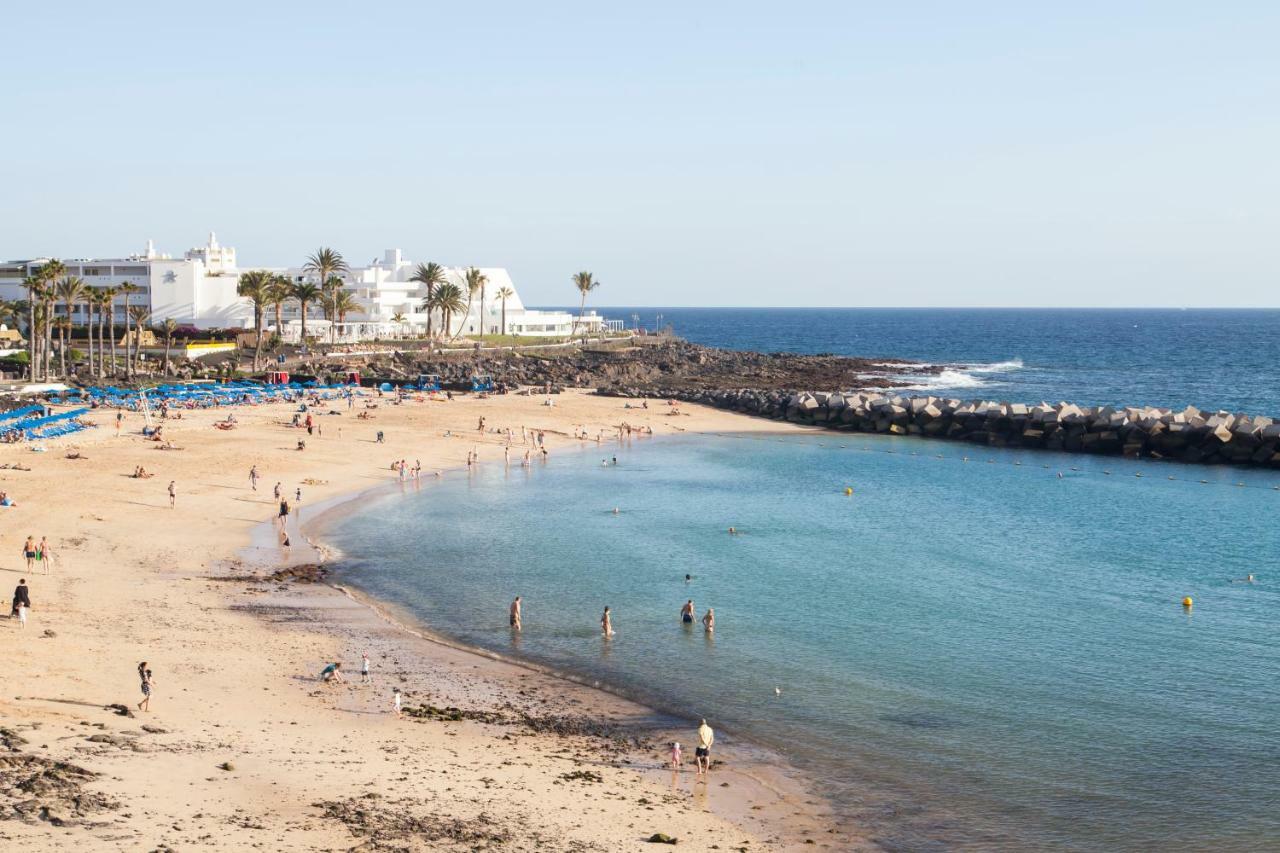 Antonia Playa Blanca *