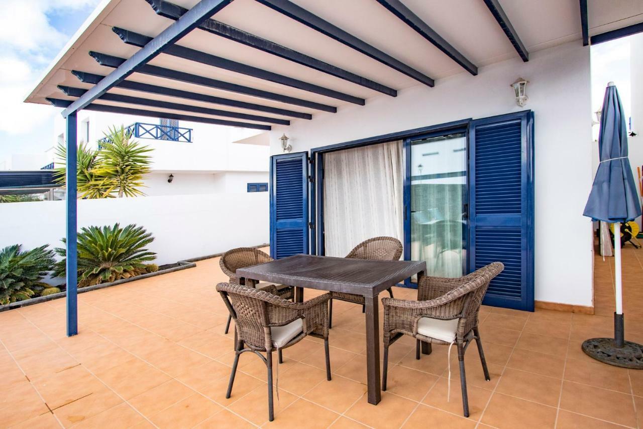 Teresa Marina Playa Blanca (Lanzarote)