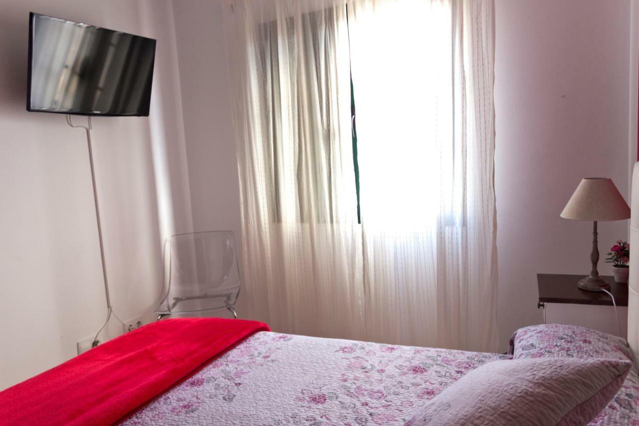 Vanesa Center *