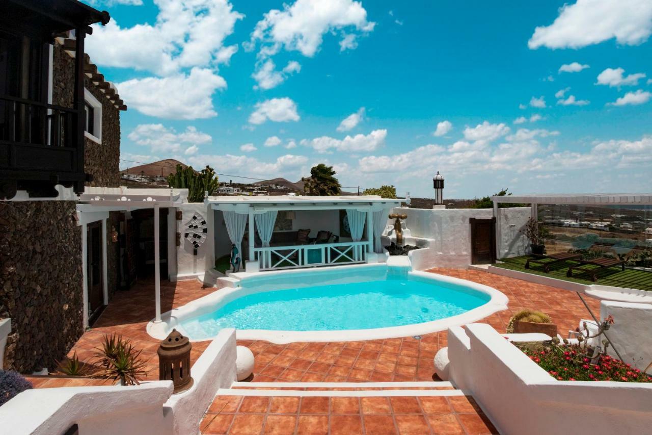 Deluxe Designer Historic Via Lactea, Panoramic Sea Views, Own Private Heated Pool And Subtropical Garden Villa La Asomada (Lanzarote)