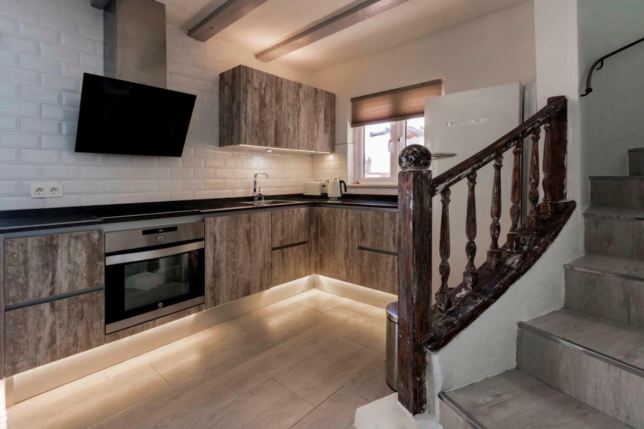 Deluxe Designer Historic Via Lactea, Panoramic Sea Views, Own Private Heated Pool And Subtropical Garden Villa *