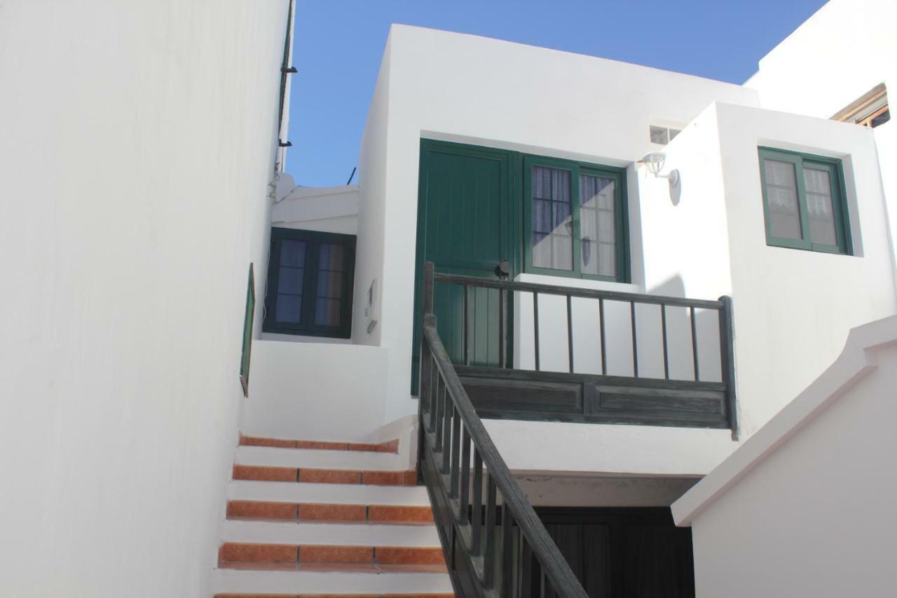 Apartment Apart. 3 *