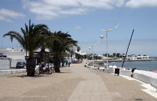 Siroco. Apartamento Playa Honda (Lanzarote)