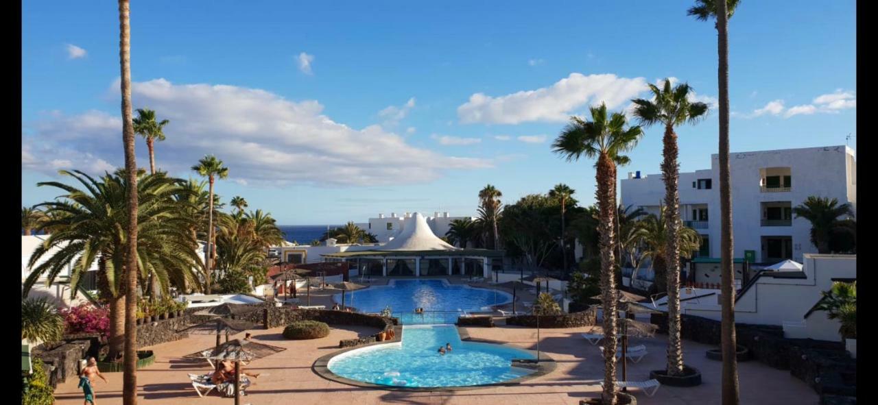 Luxury Casa En Primera Linea Del Mar Costa Teguise