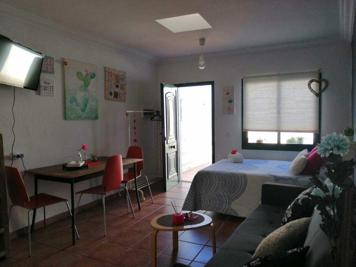 Ayla 2 Apartment *