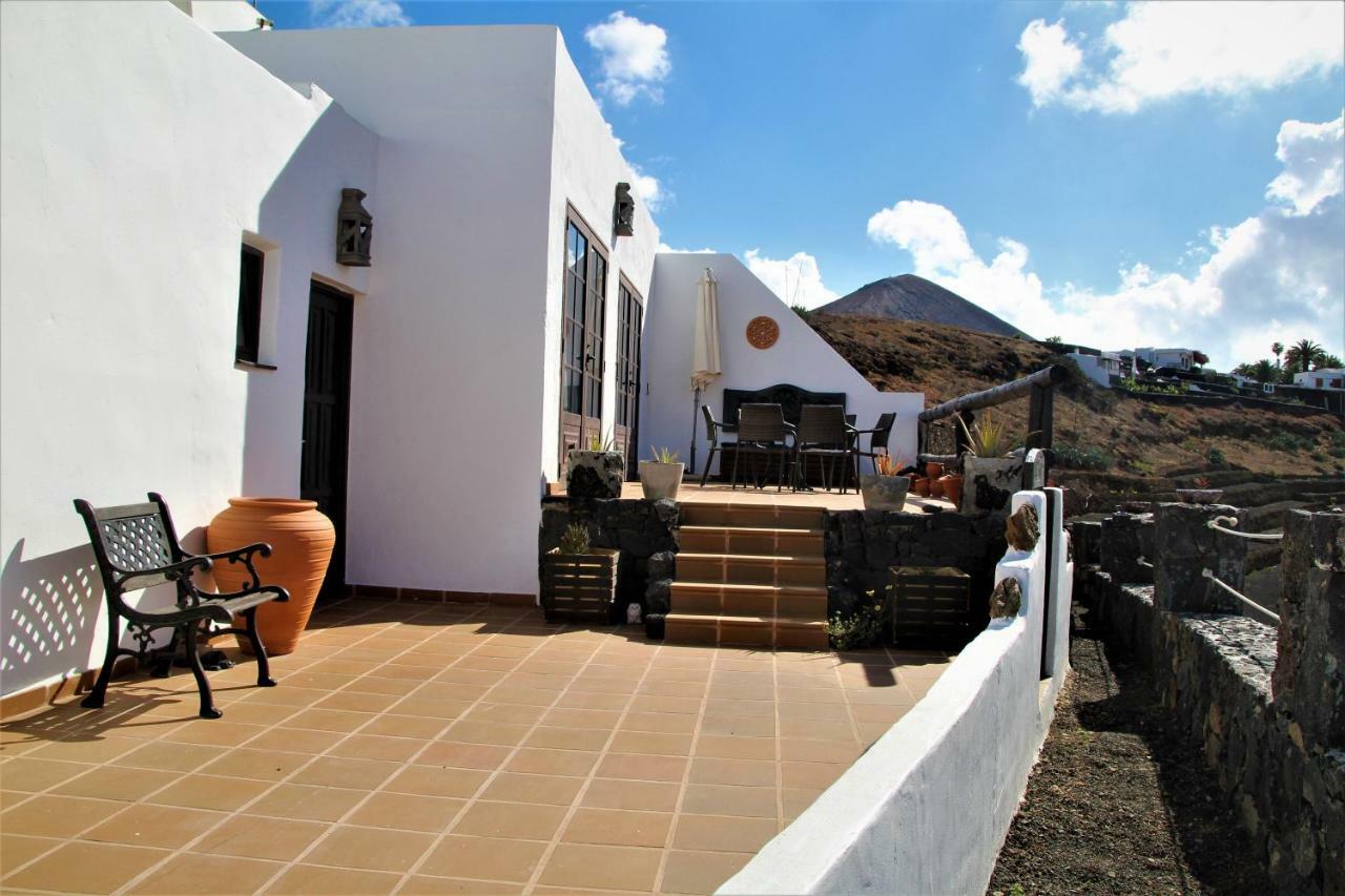 Casa Caldera Guiguan *
