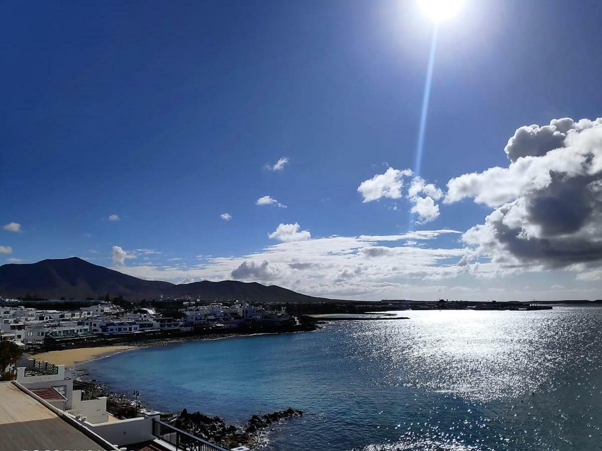 Avanti Stunning Sea Views Playa Blanca Apartment *
