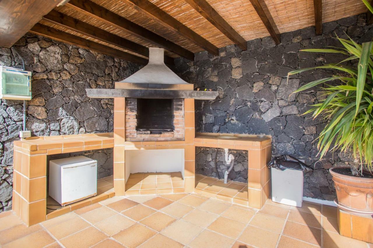 A1 Casas Y Juani Y Juan Lanzarote *