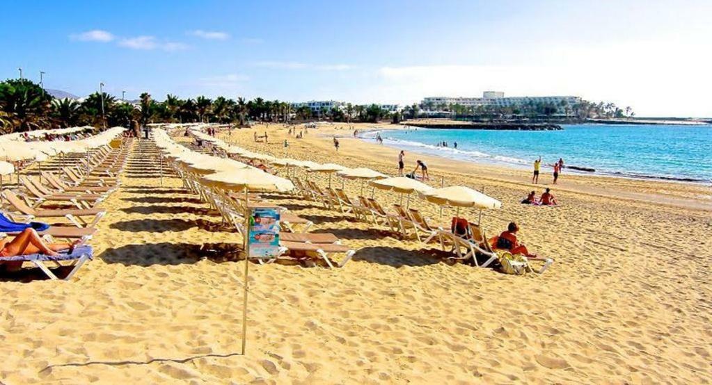 Ground Floor With Private Garden, Charcos Apartamento Costa Teguise