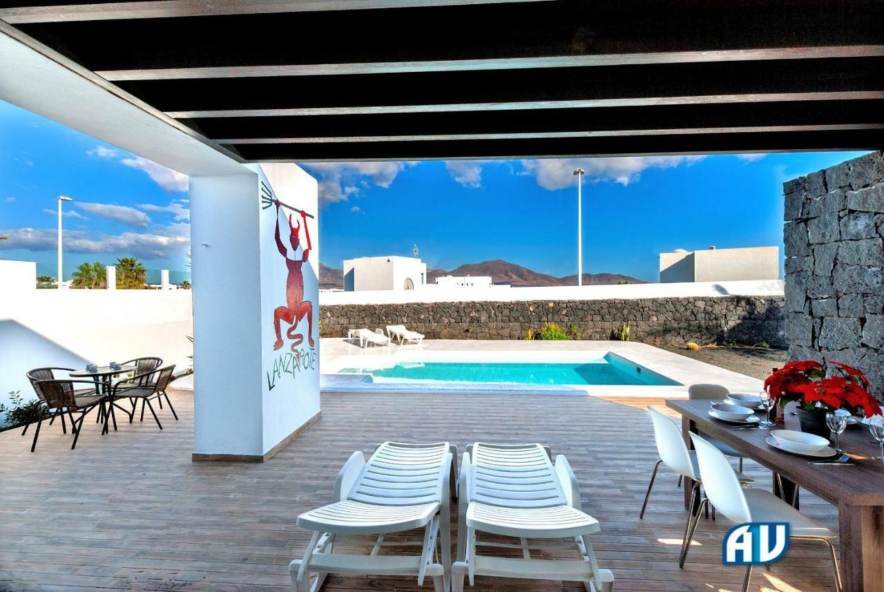 Modern & Bright With Separate Studio - El Guanche Villa *
