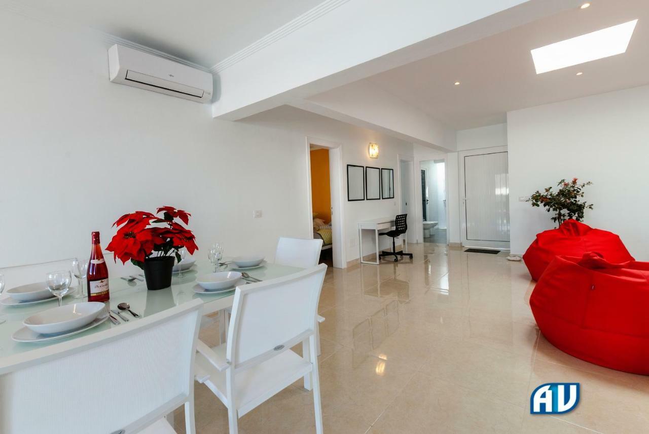Modern & Bright With Separate Studio - El Guanche Villa Playa Blanca (Lanzarote)