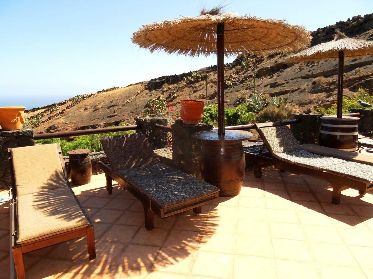 Holiday home Castillo Lanzarote Bailey - Luxury - Pet Friendly With Heated Pool